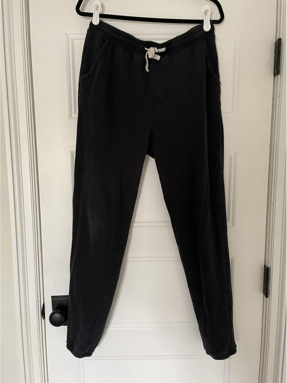 Flint and Tinder Men Black Jogger Sweatpants Medium